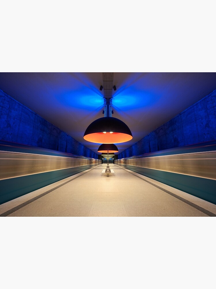 U-bahn Munchen by bertbeckers