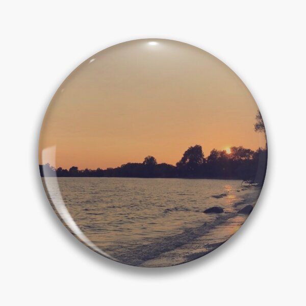 Item preview, Puesta de sol junto al lago designed and sold by CoHoFlo.