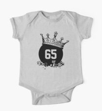 BBG005 — King Karlsson One Piece - Short Sleeve