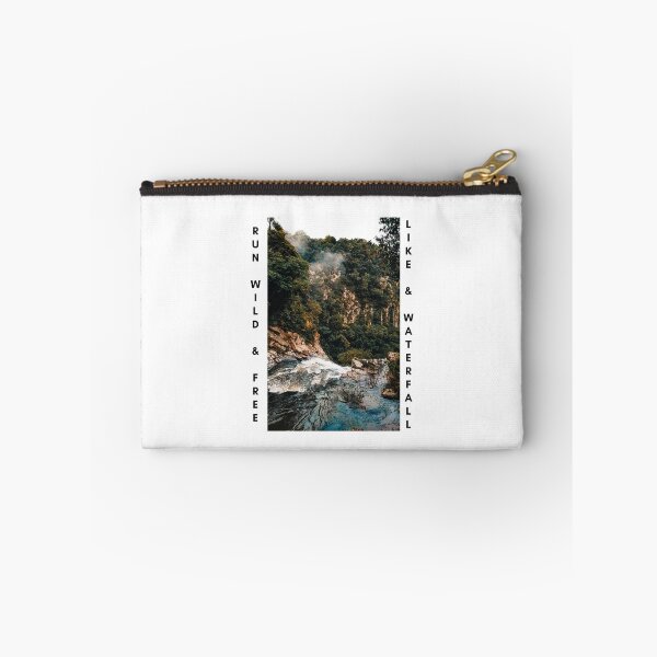 Aperçu de l'œuvre Cascade créée et vendue par StuffbyJudith.