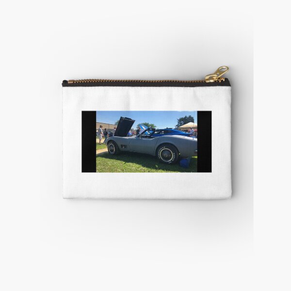 Aperçu de l'œuvre Corvette cabriolet 68' créée et vendue par Lowkey3365.