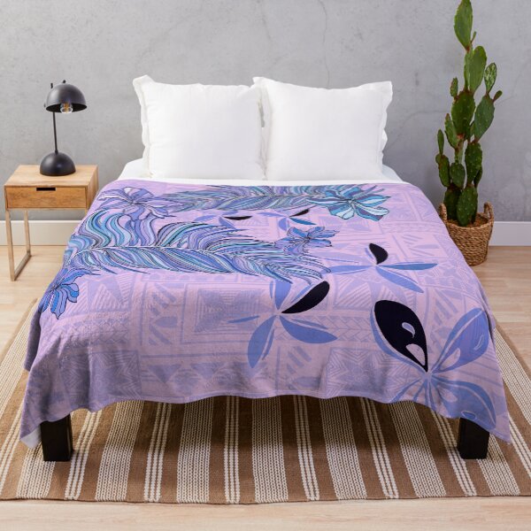 Artikelvorschau, Hawaiianischer, polynesischer und samoanischer Vintage-Druck mit violetten tropischen Palmblättern entworfen und verkauft von sunnthreads.