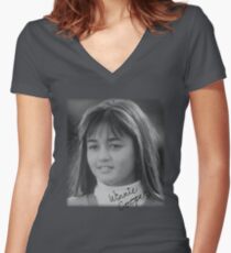 Winnie Cooper Women's Fitted V-Neck T-Shirt
