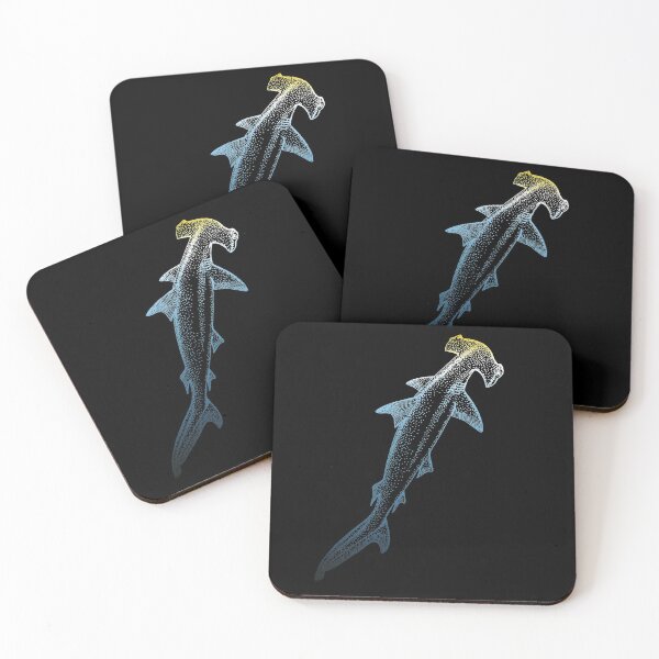 Artikelvorschau, Schöne Farben Schwimmen Hammerhai für Hai-Liebhaber entworfen und verkauft von Dibble Dabble Designs.