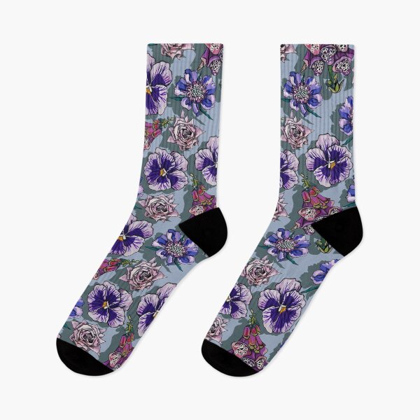 Item preview, floral primaveral delicado azul pálido designed and sold by ariellemorris.