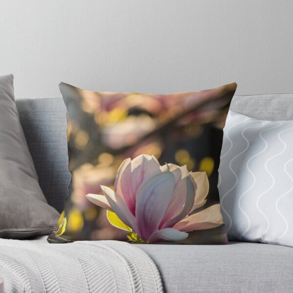 Item preview, flor de magnolia designed and sold by pellinni.