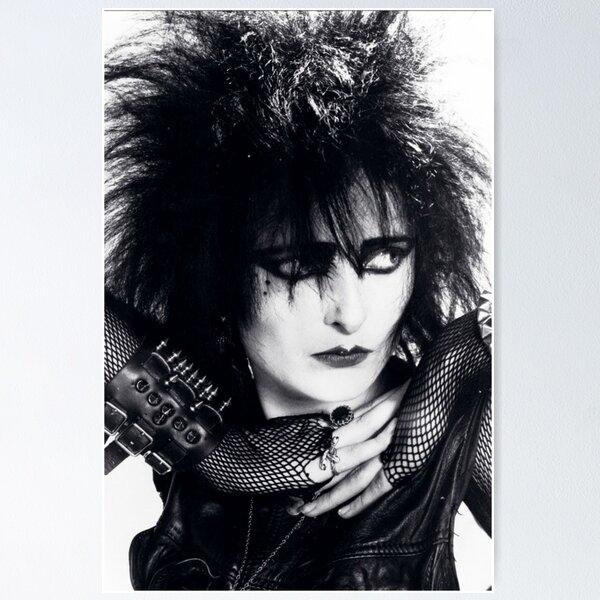 Vista previa del artículo con la obra «Siouxsie and the Banshees kontolada blanco y negro», diseñado y vendido por KONTOLADA.
