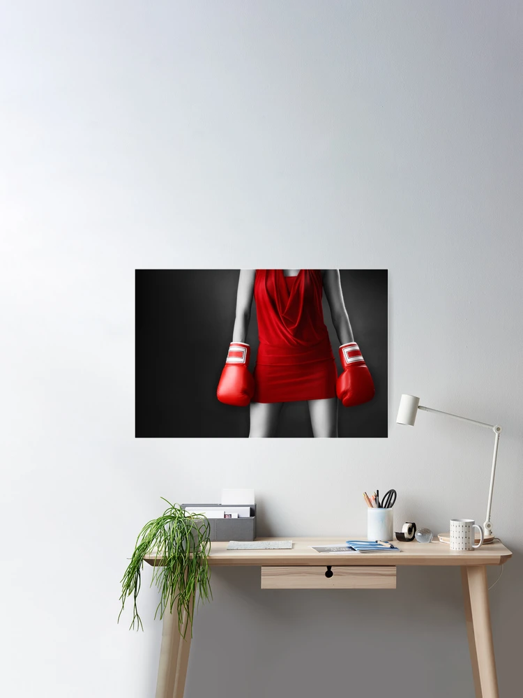 Poster Belle femme avec des gants de boxe rouges, tourné en studio 