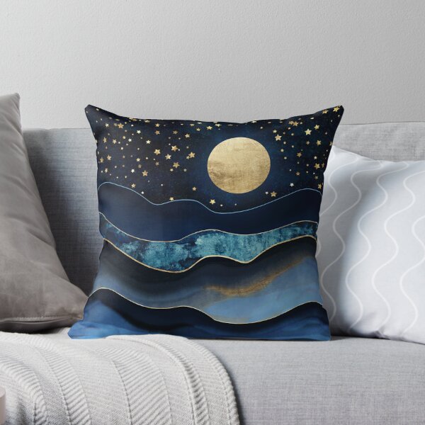 https://ih1.redbubble.net/image.2560187042.6242/throwpillow,small,600x-bg,f8f8f8-c,0,120,600,600.jpg