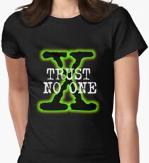 Trust No One Women's Fitted T-Shirt