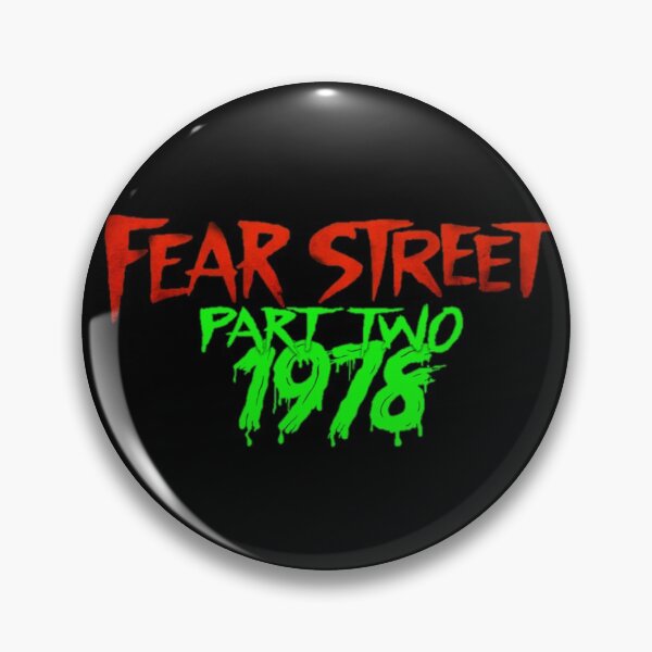 Artikelvorschau, FEAR STREET Teil 2 1978 Design - KAPPEN und T-SHIRTS entworfen und verkauft von Alessandro Portavoce.
