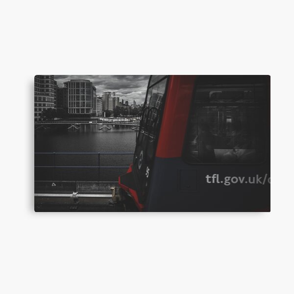 2016/C/16 - Overground Canvas Print