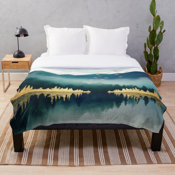 Mist Reflection Throw Blanket