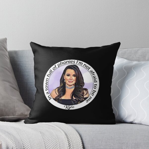 Artikelvorschau, Kyle Richards Real Housewives Beverly Hills-Slogan entworfen und verkauft von Aavyan79.