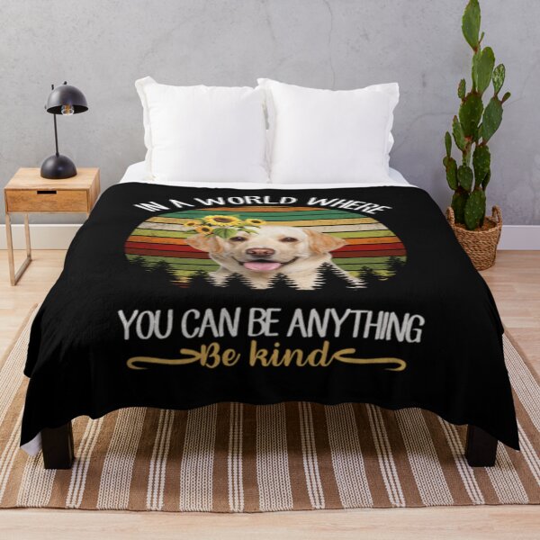 Item preview, Sea amable, amante de los perros, Labrador designed and sold by larushirt.