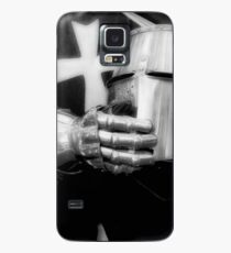 The Gauntlet And The Helmet Case/Skin for Samsung Galaxy