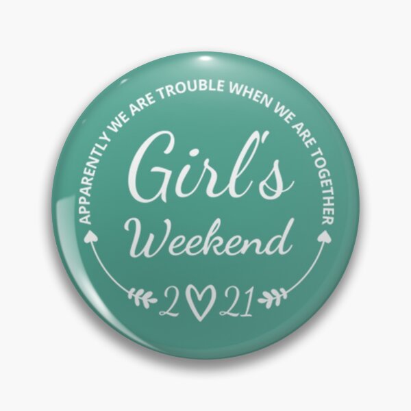 Artikelvorschau, Girls Weekend Trips weiß entworfen und verkauft von HighTidez.