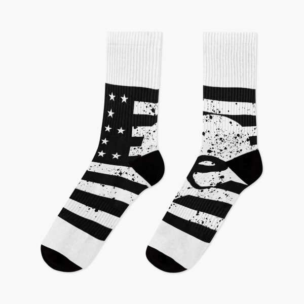 Artikelvorschau, American flag arts black and white entworfen und verkauft von Kenvis-edu.