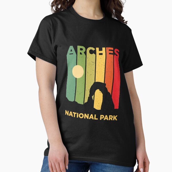 Vista previa del artículo con la obra «Parque Nacional Arches Moab Utah Vintage sunset», diseñado y vendido por Magdy Store.