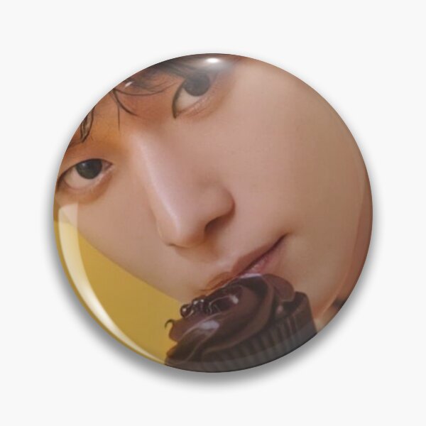 Item preview, Joo Seok Hoon Photoshoot 김영대 Kim Young Dae designed and sold by DeclaDoylen.