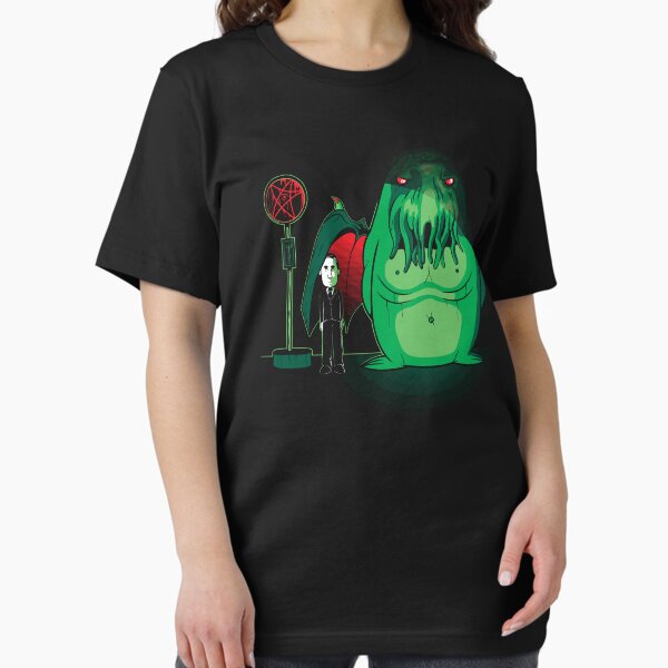 Cthulhu Waits Essential T-Shirt