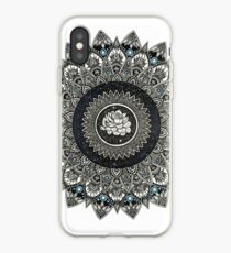 Schwarzweiss-Blumen-Mandala mit blauen Juwelen iPhone-Hülle & Cover