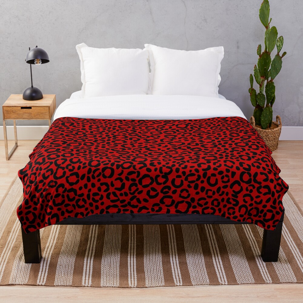 Sassy Red and Black Leopard Print Pattern Design Leggings for