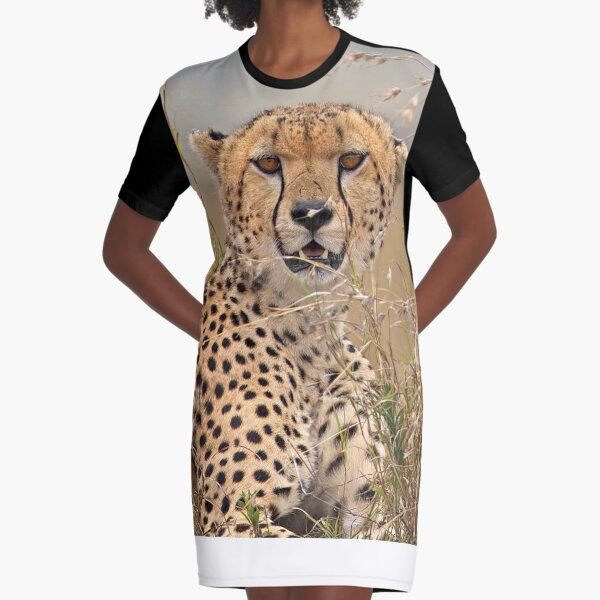 Caring Cheetah Mom With Cubs. Essential T-Shirt for Sale by Passion4Design