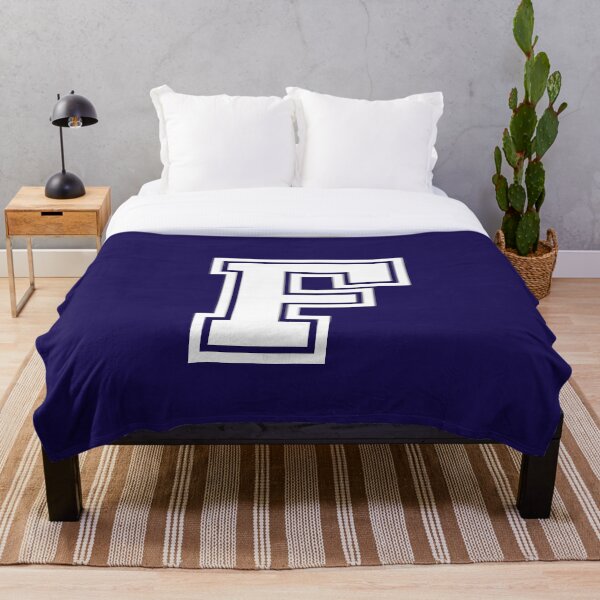 Aperçu de l'œuvre Lettre F, initiale F Varsity style en blanc créée et vendue par ShineCreative.