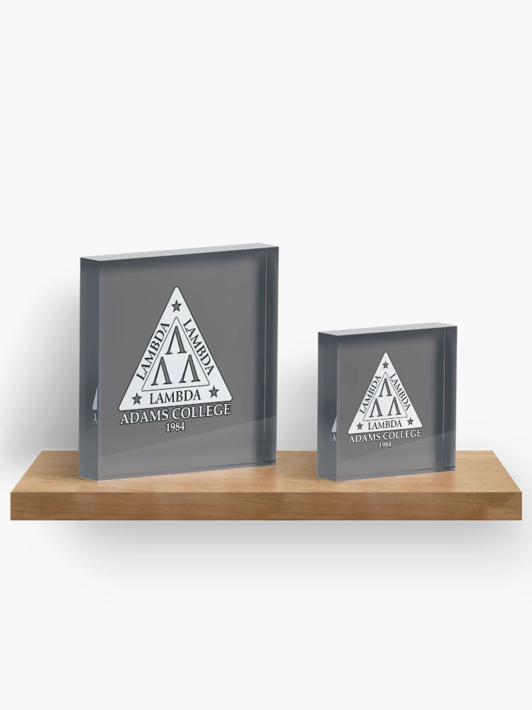 Aperçu 3 sur 5. Bloc acrylique avec l'œuvre lambda lambda lambda créée et vendue par American Artist Designs.