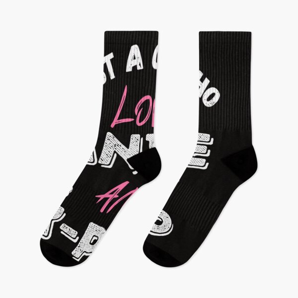 Artikelvorschau, Nur ein Mädchen, das Anime und K Pop Merch liebt Kpop Mädchen Geschenke entworfen und verkauft von DuPois92.