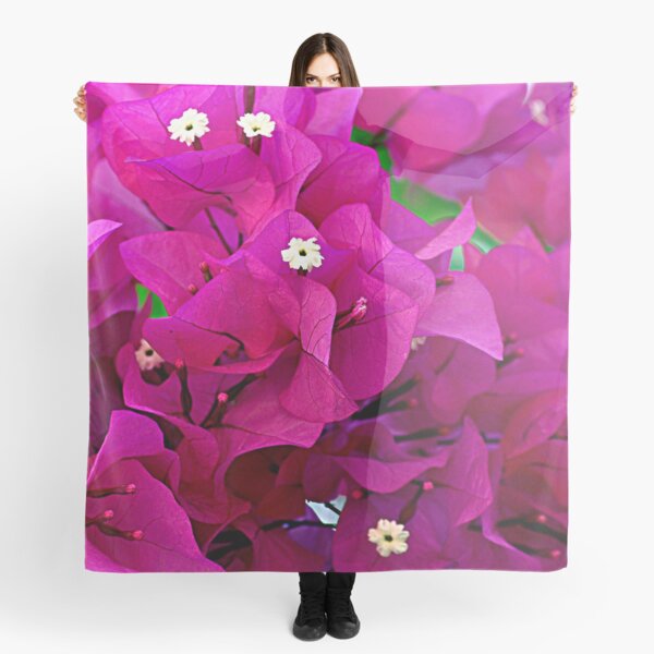 Aperçu de l'œuvre Fleur de bougainvillier créée et vendue par Purva Thakur.