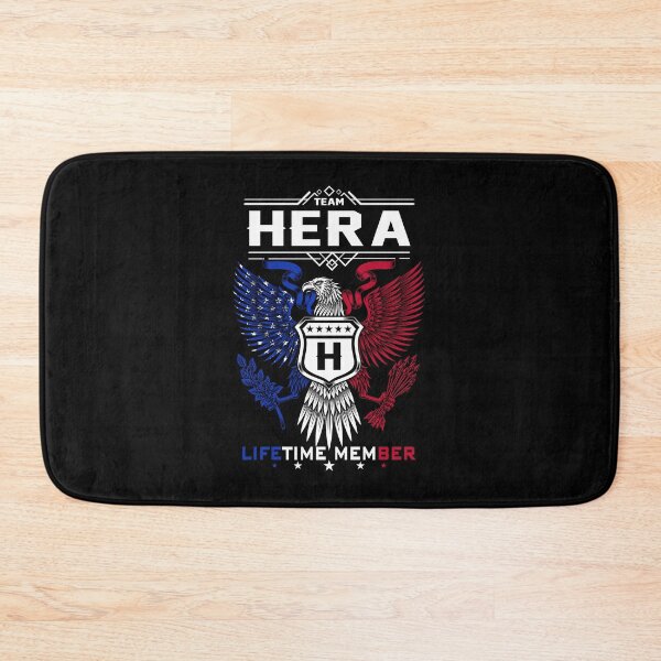 Artikelvorschau, Hera Name T-Shirt - Hera Eagle Lifetime Member Geschenkartikel Tee entworfen und verkauft von uillamab.
