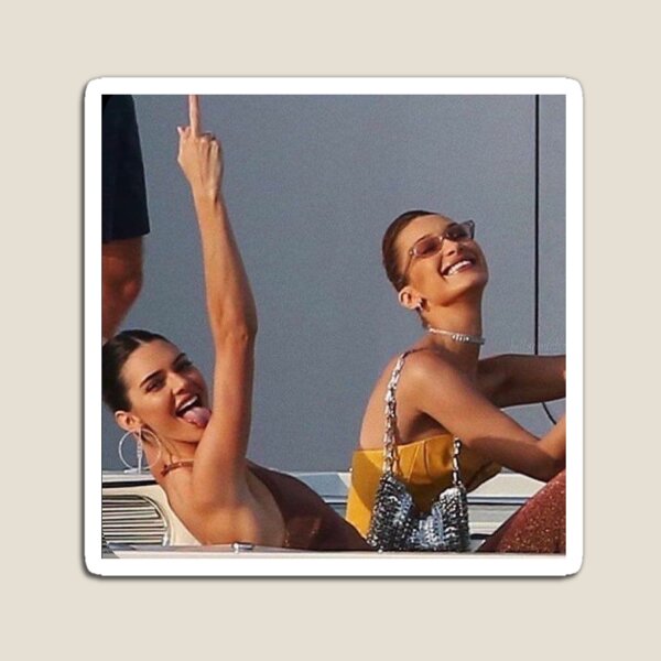 Aperçu de l'œuvre Kendall Jenner créée et vendue par Annielebling.