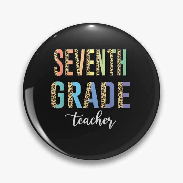 Artikelvorschau, 7th Grade Teacher Cute Leopard First Day Back To School T-Shirt entworfen und verkauft von Flamigo-Vicky.