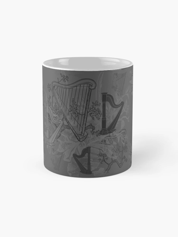 Aperçu 4 sur 6. Mug à café avec l'œuvre grisHarpe Pattern créée et vendue par Ric1926.