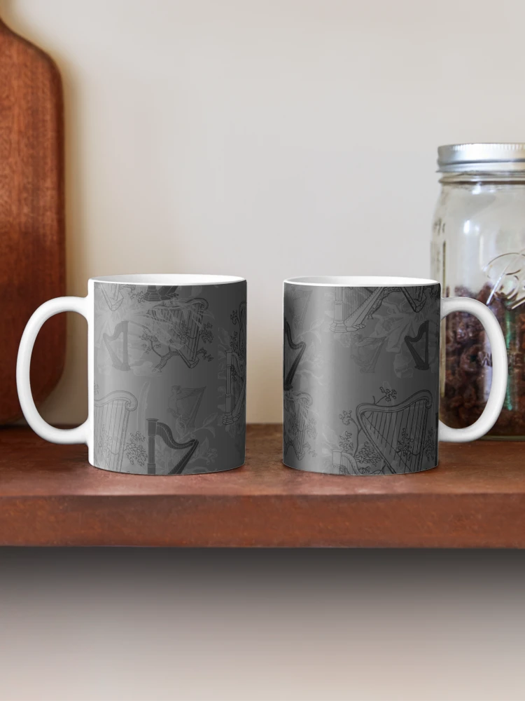 Aperçu 2 sur 6. Mug à café avec l'œuvre grisHarpe Pattern créée et vendue par Ric1926.