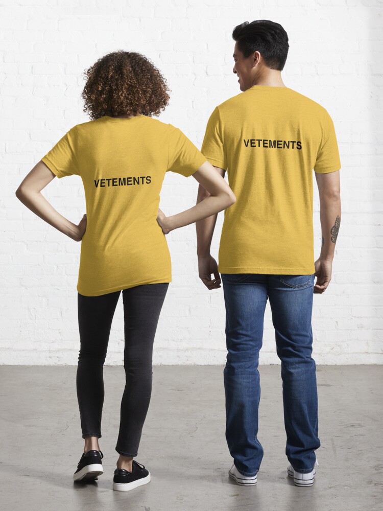 VETEMENTS - Logo Back Shirt