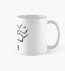 Taza clásica Actualmente aplastado por mi pila TBR