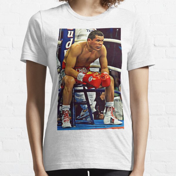 Julio Cesar Chavez Essential T-Shirt