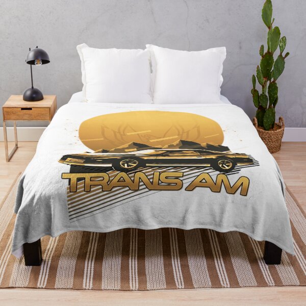 Artikelvorschau, Trans Am T-Shirt1984 Pontiac Trans Am Gold und Schwarze Version entworfen und verkauft von AgnesAnne.