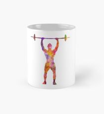 Taza clásica Cuerpo buiding hombre aislado