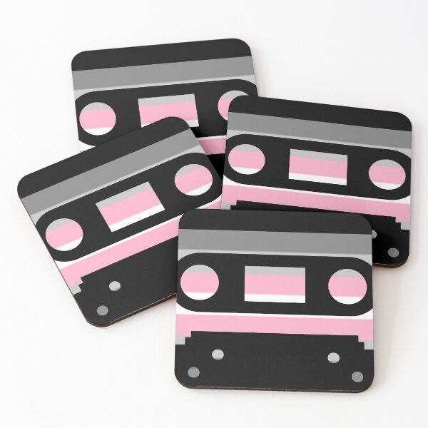 Aperçu de l'œuvre Cassette de fierté - Demigirl créée et vendue par thesassypanda.