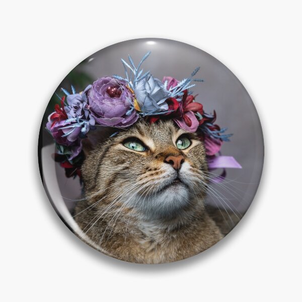 Item preview, Gato de aspecto majestuoso con una corona de flores designed and sold by Gnocchilli.