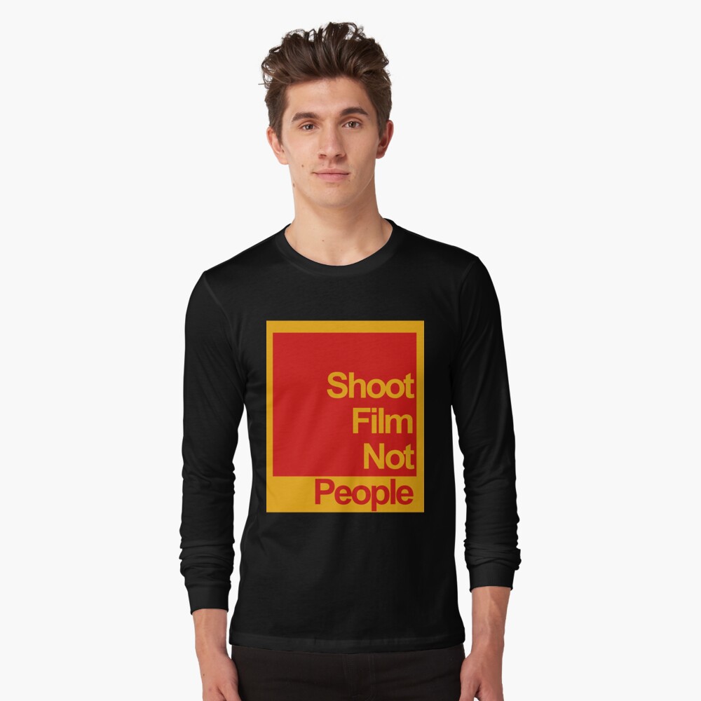Artikel-Vorschau von Langarmshirt, designt und verkauft von BadDogDesigns.