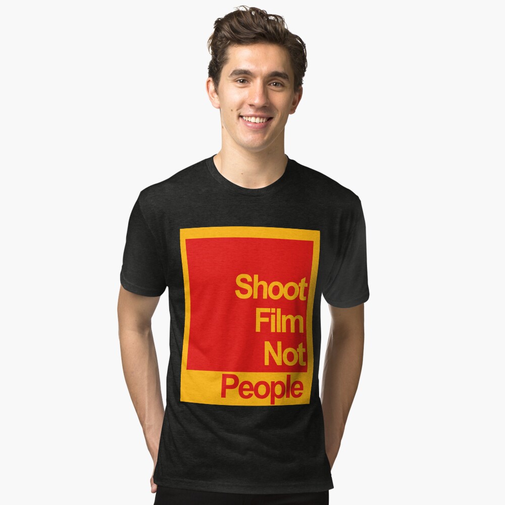 Artikel-Vorschau von Vintage T-Shirt, designt und verkauft von BadDogDesigns.