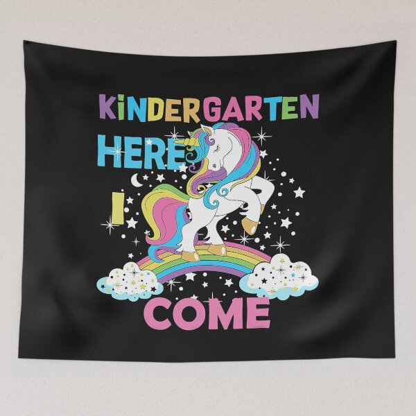Artikelvorschau, Unicorn Kindergarten Hier komme ich zurück in den Schulkindergarten entworfen und verkauft von DavidAlun.