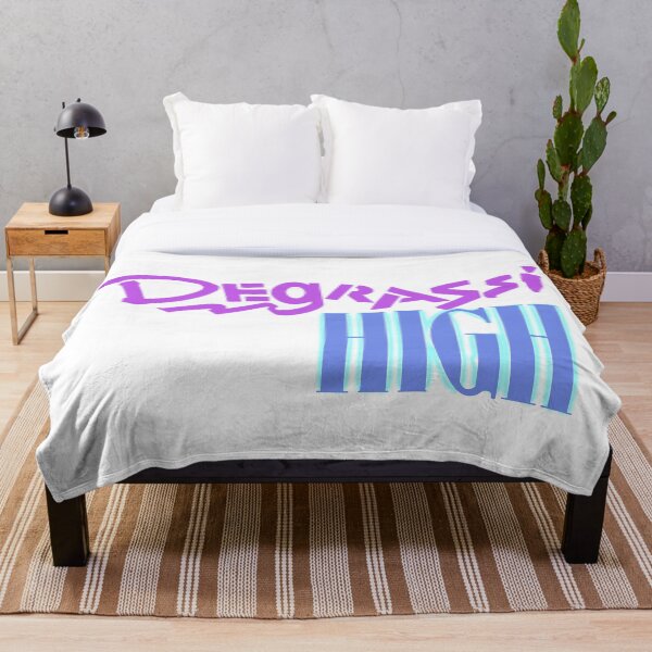 Aperçu de l'œuvre Degrassi High (violet sur blanc) créée et vendue par SquirrelPants87.