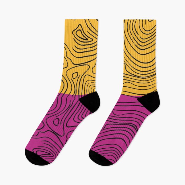 Item preview, liquid line pattern designed and sold by LIRAZ ZIV.