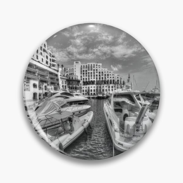 Aperçu de l'œuvre Port de plaisance de Portomaso créée et vendue par Londonimages.
